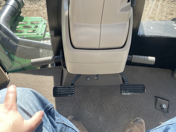 2021 John Deere 9570RX Tractor Rubber Track