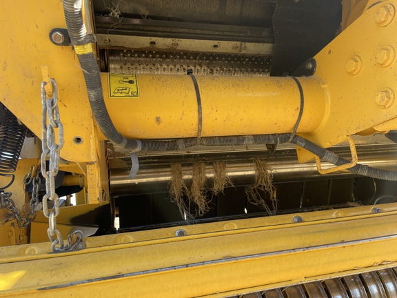 2022 New Holland Rollbelt 560 Baler/Round