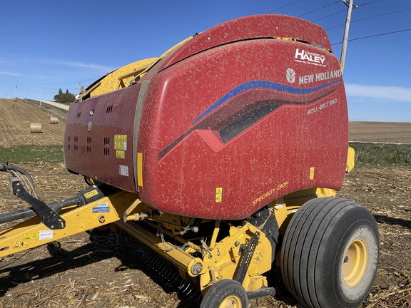 2022 New Holland Rollbelt 560 Baler/Round