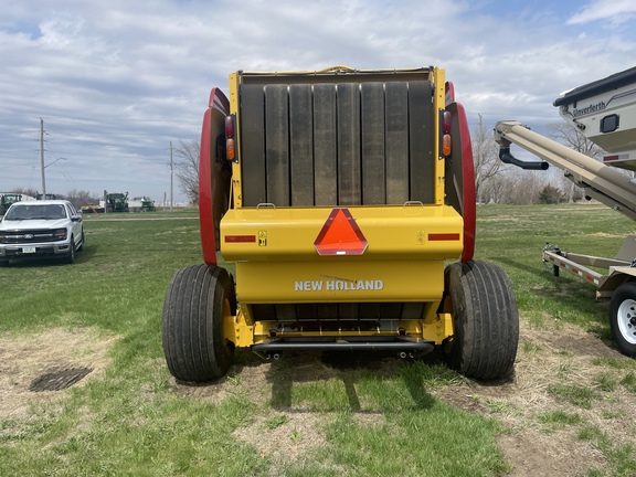 2022 New Holland Rollbelt 560 Baler/Round
