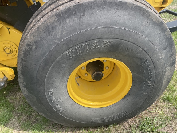 2022 New Holland Rollbelt 560 Baler/Round