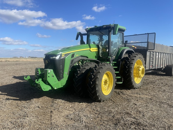 2023 John Deere 8R 370 Tractor