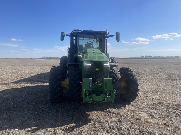 2023 John Deere 8R 370 Tractor