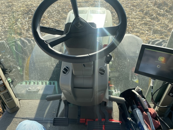 2023 John Deere 8R 410 Tractor