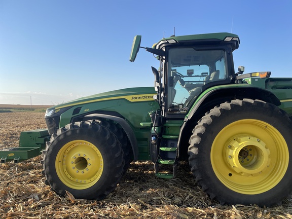 2023 John Deere 8R 410 Tractor