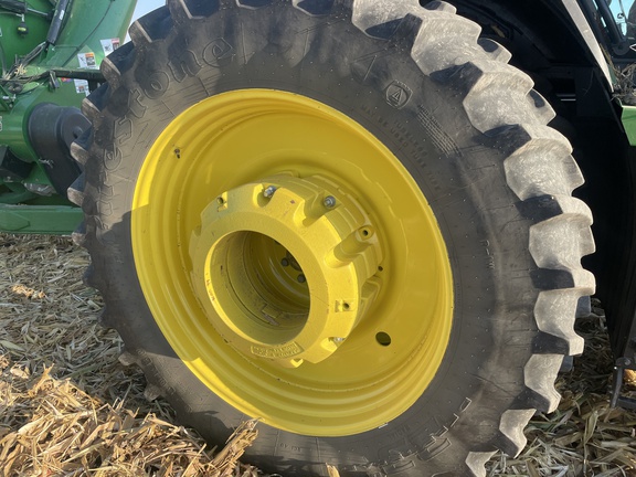 2023 John Deere 8R 410 Tractor