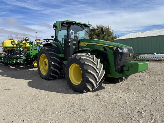 2022 John Deere 8R 410 Tractor