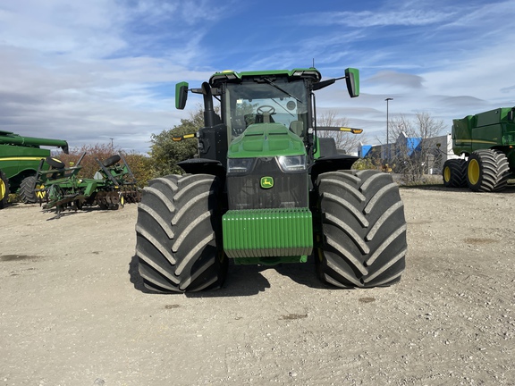 2022 John Deere 8R 410 Tractor
