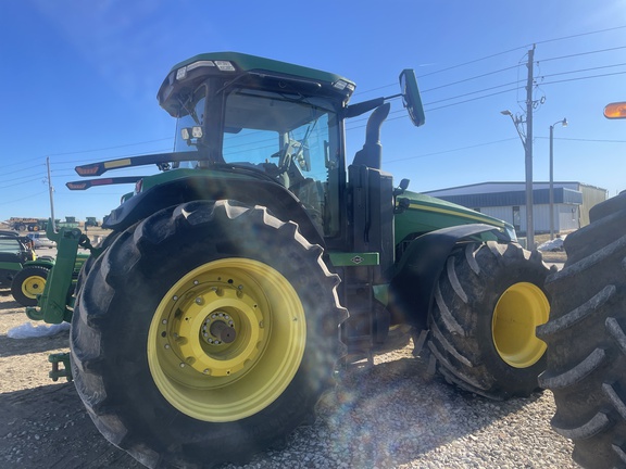 2022 John Deere 8R 410 Tractor