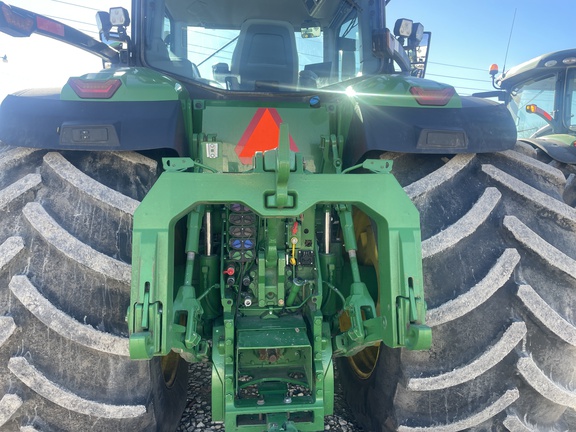 2022 John Deere 8R 410 Tractor