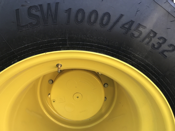 2023 John Deere 8R 410 Tractor