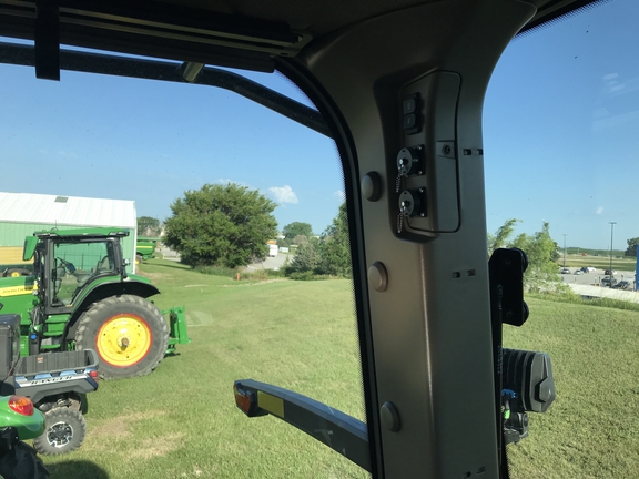 2023 John Deere 8R 410 Tractor