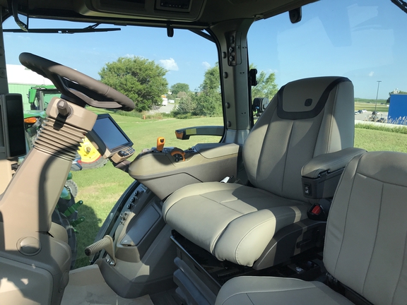 2023 John Deere 8R 410 Tractor