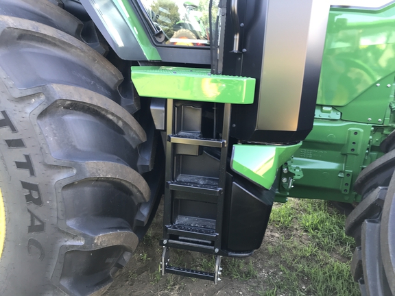 2023 John Deere 8R 410 Tractor