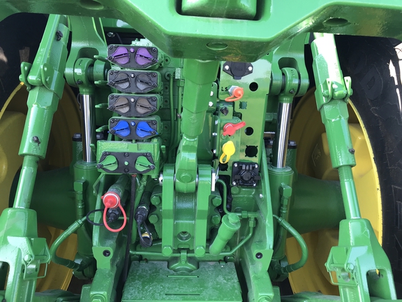 2023 John Deere 8R 410 Tractor