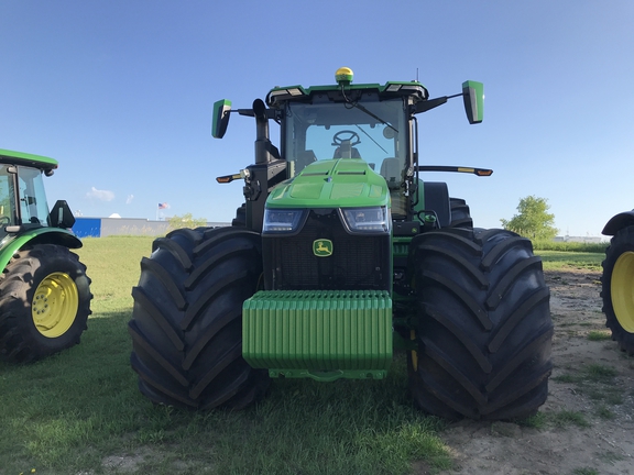 2023 John Deere 8R 410 Tractor