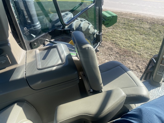 2023 John Deere 8R 410 Tractor