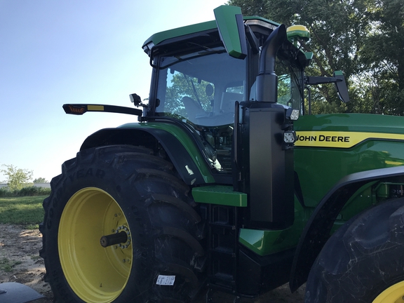 2023 John Deere 8R 410 Tractor