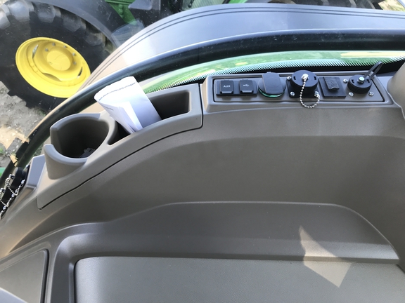 2023 John Deere 8R 410 Tractor