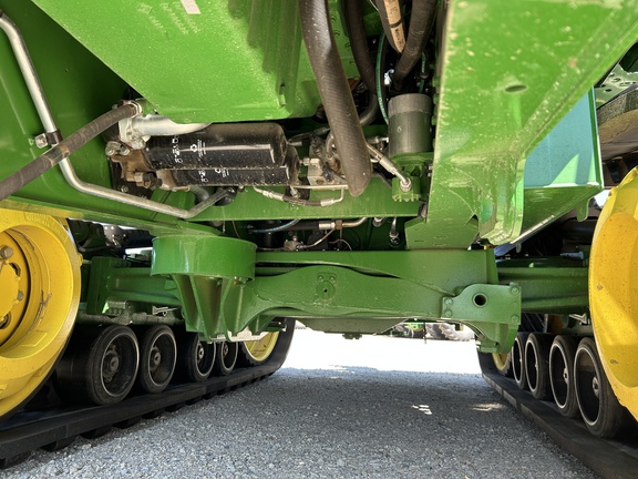 2025 John Deere 9RT 590 Tractor Rubber Track