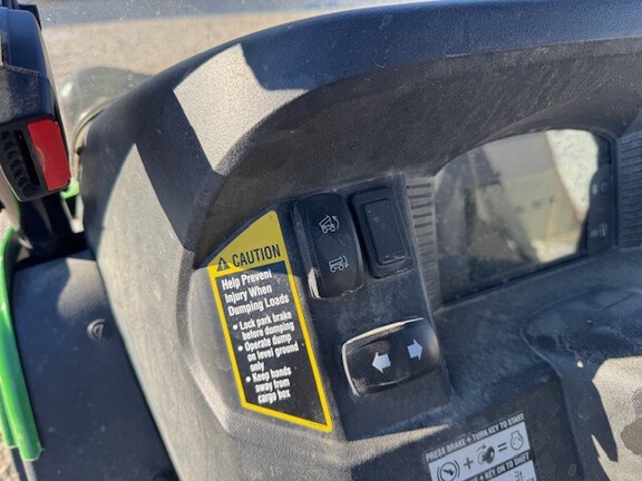 2023 John Deere XUV 590M ATV