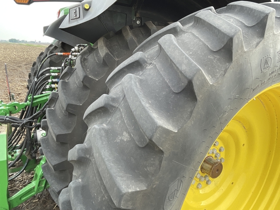 2021 John Deere 8R 410 Tractor