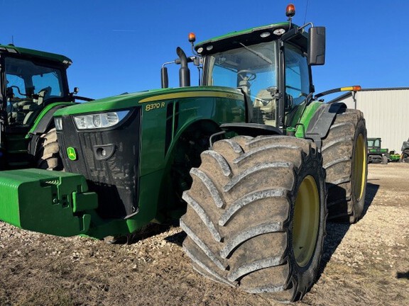 2018 John Deere 8370R Tractor
