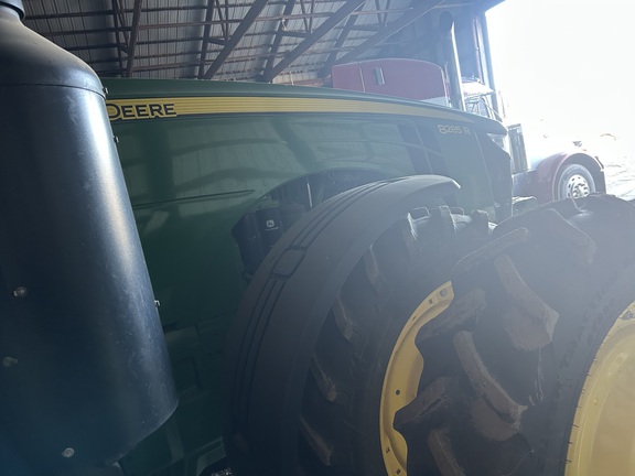 2013 John Deere 8285R Tractor