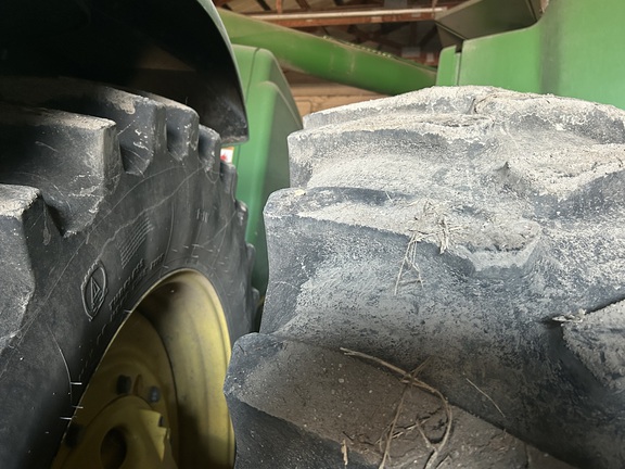 2013 John Deere 8285R Tractor