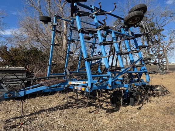 DMI TM-32 Field Cultivator