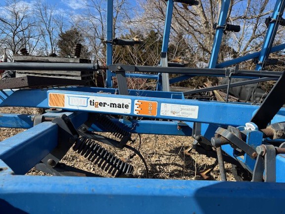 DMI TM-32 Field Cultivator