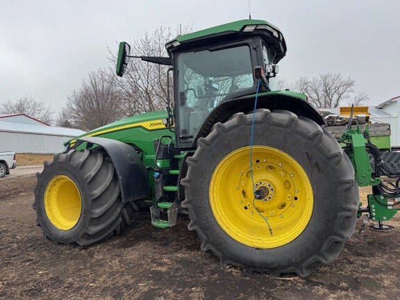 2023 John Deere 8R 410 Tractor