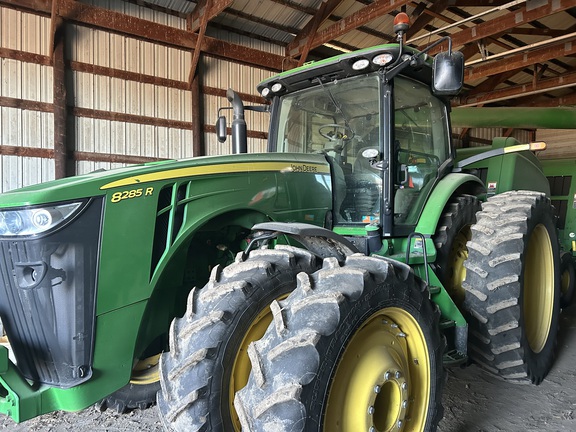 2013 John Deere 8285R Tractor