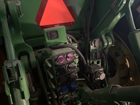 2013 John Deere 8285R Tractor