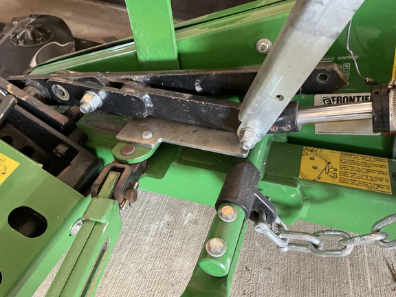 2017 Frontier SB3106 Attachments