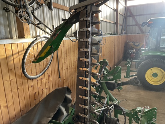 2017 Frontier SB3106 Attachments