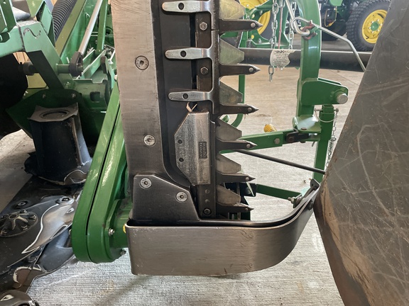 2017 Frontier SB3106 Attachments