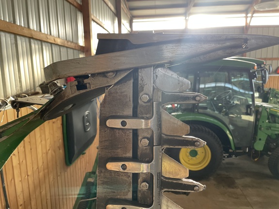 2017 Frontier SB3106 Attachments