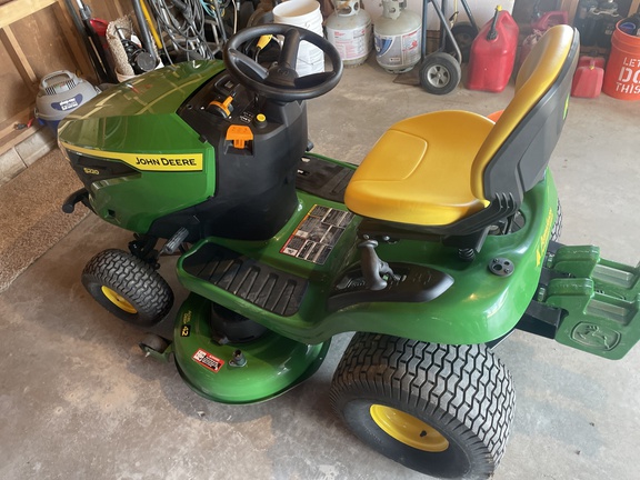 2023 John Deere S220 Garden Tractor