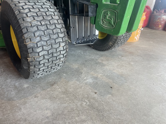 2023 John Deere S220 Garden Tractor