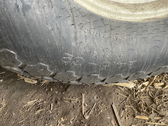 Parker 710 Grain Cart