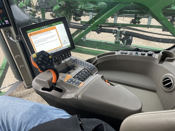 2024 John Deere 616R Sprayer/High Clearance