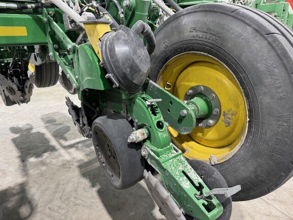 2020 John Deere 1775NT Planter