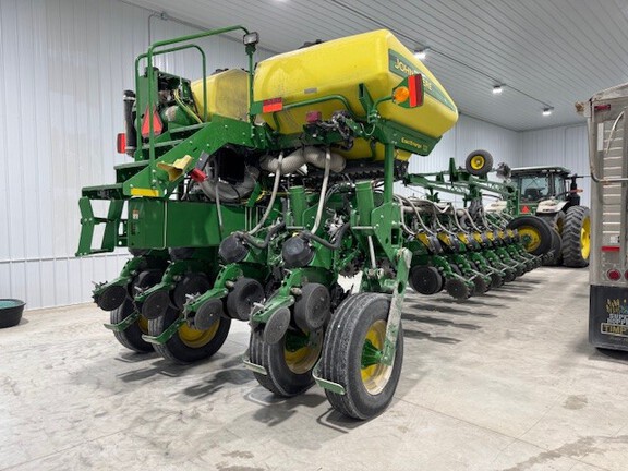 2020 John Deere 1775NT Planter