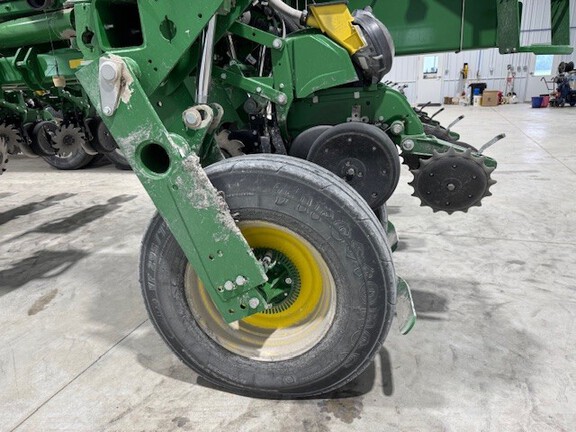2020 John Deere 1775NT Planter