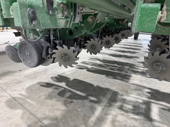 2020 John Deere 1775NT Planter