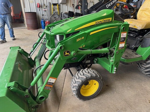 2021 John Deere 1025R Tractor Compact