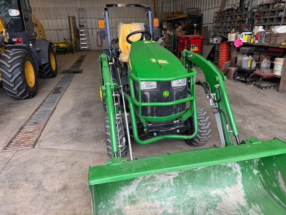 2021 John Deere 1025R Tractor Compact