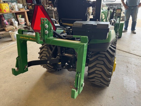 2021 John Deere 1025R Tractor Compact