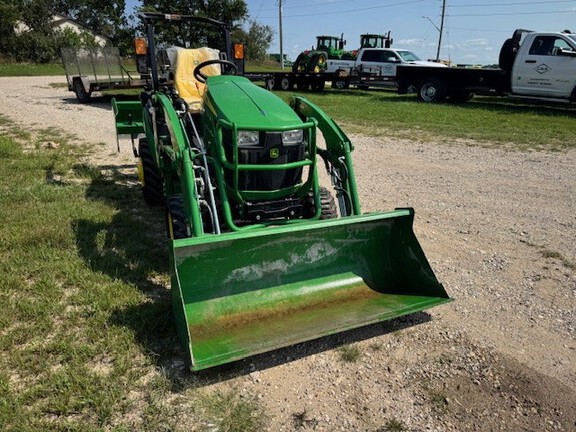 2021 John Deere 1025R Tractor Compact